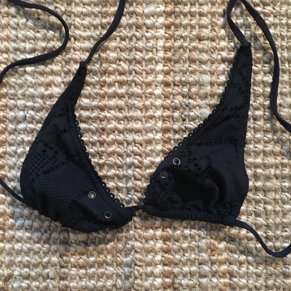NWT BEBE BLACK EYELET-LOOK 2-PC BIKINI - Picture 4 of 10